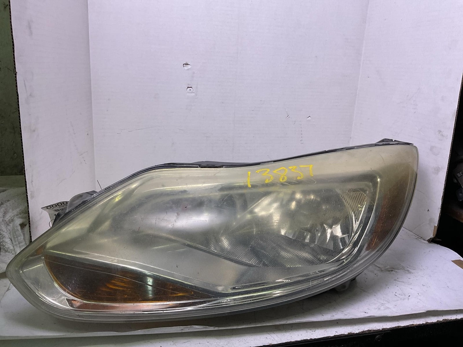Headlight Assembly Left Driver Side For 2014-2019 Ford Fiesta0